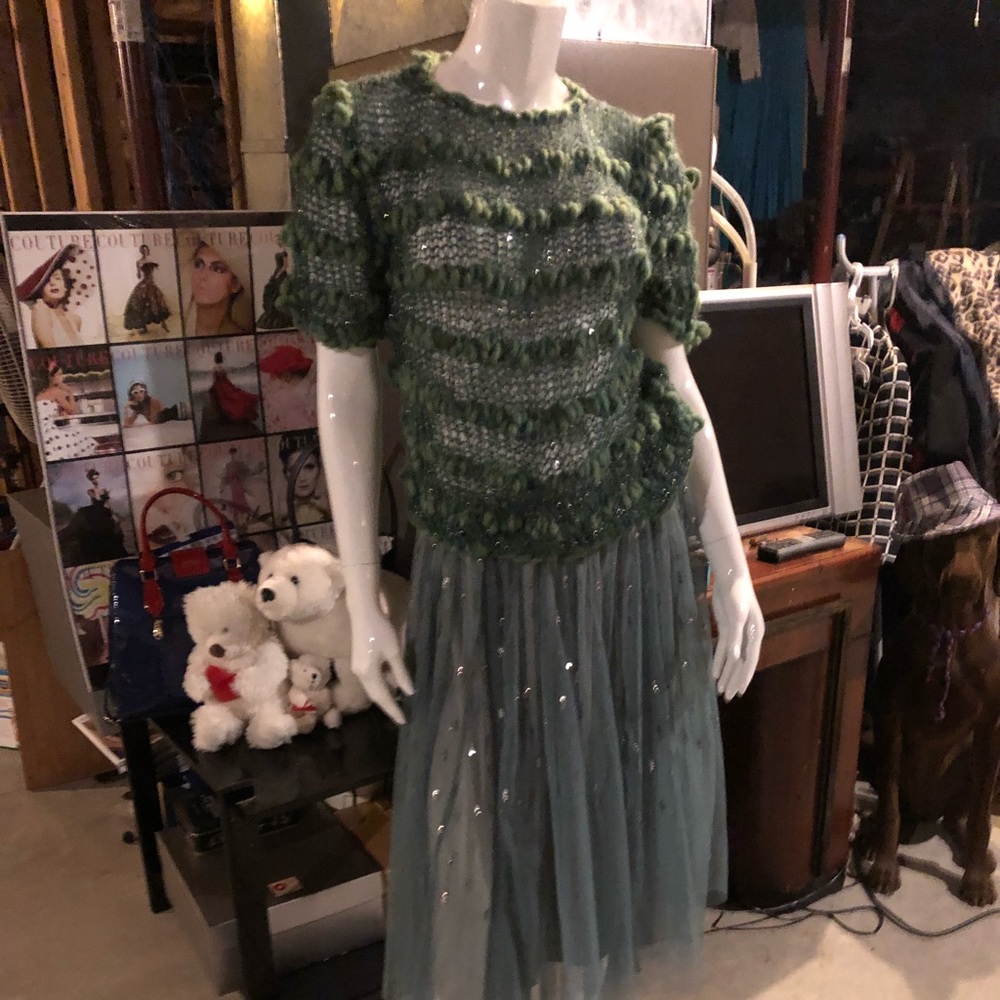 Beads skirt,